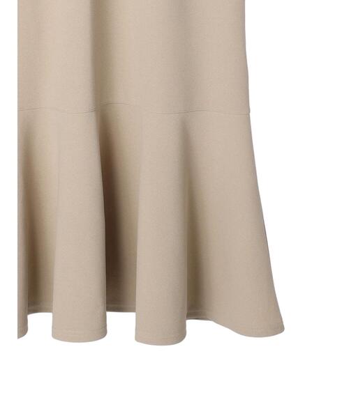 Green Parks(グリーンパークス)の「カットジョーゼットマーメイドジャンスカ(ワンピース・レディース・ブラック/グレイッシュベージュ・FREE)」の17枚目の写真