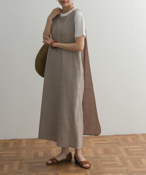 URBAN RESEARCH DOORS（アーバンリサーチドアーズ）の「コットンラップライクストレートワンピース（ワンピース・レディース・グレー系その他/チャコールグレー・MEDIUM）」の15枚目の写真