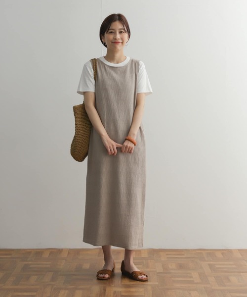 URBAN RESEARCH DOORS（アーバンリサーチドアーズ）の「コットンラップライクストレートワンピース（ワンピース・レディース・グレー系その他/チャコールグレー・MEDIUM）」の19枚目の写真