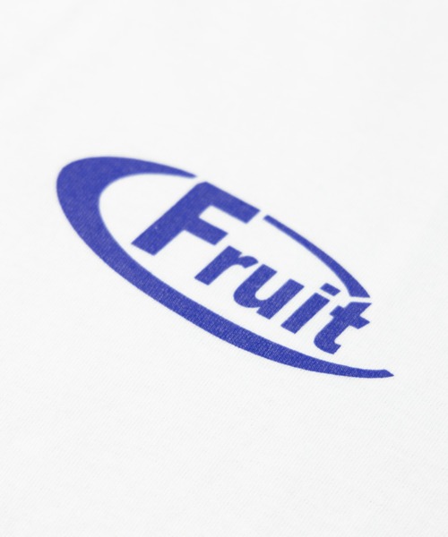 FRUIT OF THE LOOM(フルーツオブザルーム)の「FRUIT OF THE LOOM UNISEX ワンポイントロゴプリント ショートプリントTシャツ(Tシャツ/カットソー・メンズ・ネイビー/イエロー/ブラック/レッド・LL/M/L)」の9枚目の写真