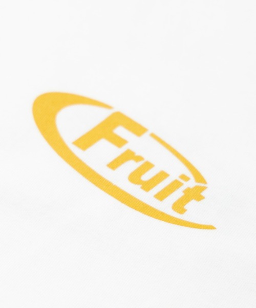 FRUIT OF THE LOOM(フルーツオブザルーム)の「FRUIT OF THE LOOM UNISEX ワンポイントロゴプリント ショートプリントTシャツ(Tシャツ/カットソー・メンズ・ネイビー/イエロー/ブラック/レッド・LL/M/L)」の10枚目の写真