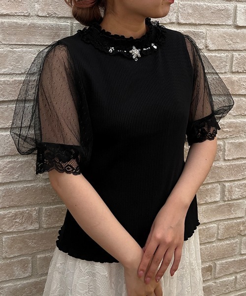 axes femme(アクシーズファム)の「ビジュー付チュール袖トップス(Tシャツ/カットソー・レディース・ブラック/ブルーグリーン/ホワイト・FREE)」の2枚目の写真