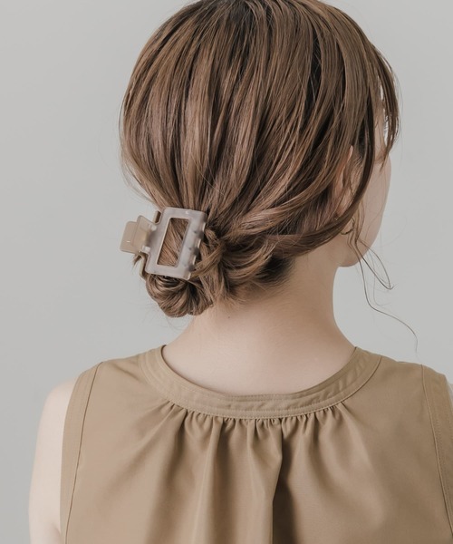 SMELLY(スメリー)の「スクエアマットカラーバンス(バレッタ/ヘアクリップ・レディース・ベージュ/ブルー・-)」の5枚目の写真