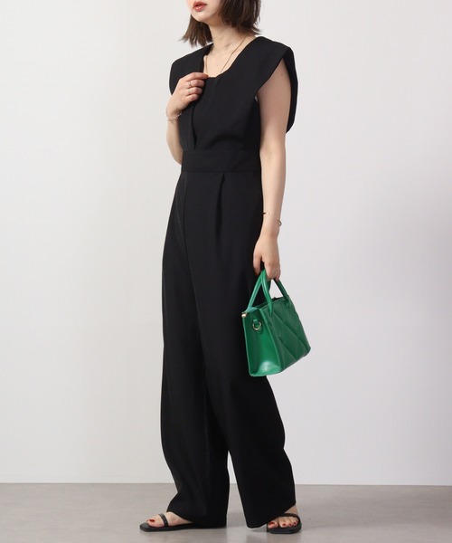 ＆soiree（アンドソワレ）の「&soiree Vカットオールインワン（つなぎ/オールインワン・レディース・ブラック/ベージュ・F）」の4枚目の写真