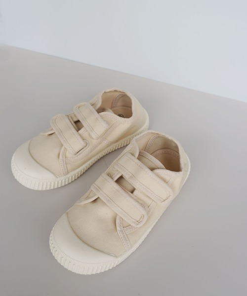 Bambin(ボンバン)の「【 Bambin / ボンバン 】 キッズ ベルクロ キャンバス スニーカー(スニーカー・キッズ・カーキ/アイボリー/ブラック/ベージュ・16cm/17cm/18cm)」の10枚目の写真