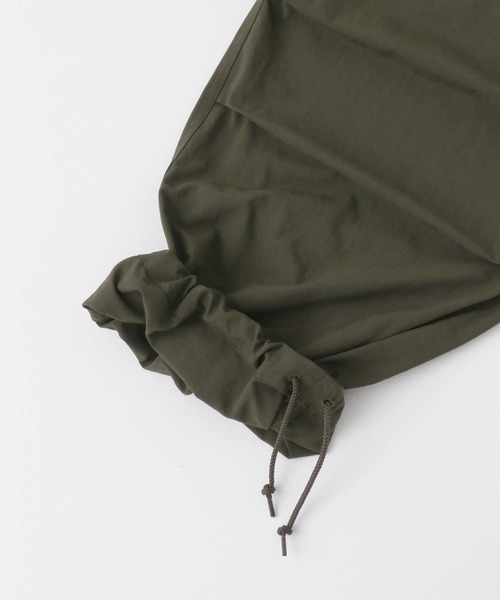URBAN RESEARCH DOORS（アーバンリサーチドアーズ）の「ナイロンワッシャーカーゴパンツ（カーゴパンツ・メンズ・オリーブ/ブラック・MEDIUM/LARGE）」の10枚目の写真