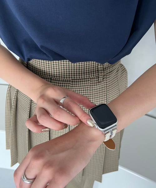 Me%(ミィパーセント)の「レザースリットAppleWatchバンド【38mm/40mm/41mm対応】 976561(デジタル腕時計・レディース・アイボリー/ブラウン・FREE)」の6枚目の写真