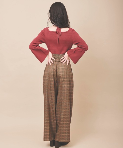 31 Sons de mode（トランテアン　ソン　ドゥ　モード）の「フレアスリーブニット（ニット/セーター・レディース・ボルドー/マスタード/ブラック/オフホワイト/ホワイト×ブラック・36）」の13枚目の写真