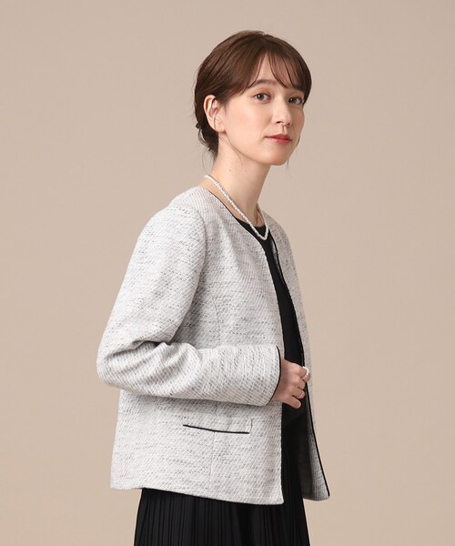 SHOO・LA・RUE（シューラルー）の「◆【通勤/セレモニー】女性らしいハートネック パイピング ツイードジャケット（ノーカラージャケット・レディース・ネイビー系3/グレー系3・03/01/04/02/05）」の5枚目の写真