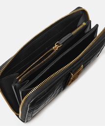VERSACE（ヴェルサーチ）の「クロコ型押し グレカ ゴッデス