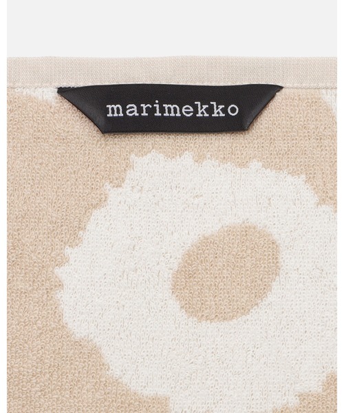 marimekko（マリメッコ）の「Unikko / mini towel 30x30cm（ハンカチ/ハンドタオル・レディース・ベージュ・FREE）」の3枚目の写真