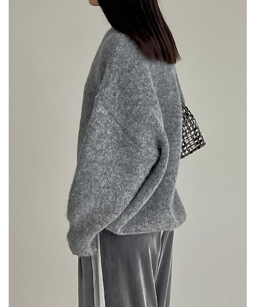 Re:EDIT（リエディ）の「起毛MIXブークレオーバーサイズニットトップス（ニット/セーター・レディース・ブルー/ベージュ/グリーン/ブラック/チャコールグレー/ピンク・MEDIUM/LARGE）」の16枚目の写真