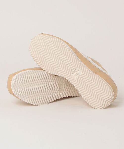 NIKE(ナイキ)の「【NIKE】CORTEZ コルテッツ(スニーカー・レディース・ライトベージュ・23cm/23.5cm/24cm/24.5cm/25cm)」の3枚目の写真