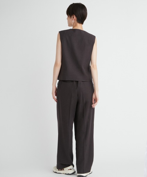 emmi（エミ）の「【emmi atelier】レーヨンリネンワイドパンツ（その他パンツ・レディース・ライトベージュ/チャコールグレー/オフホワイト・1/0）」の7枚目の写真