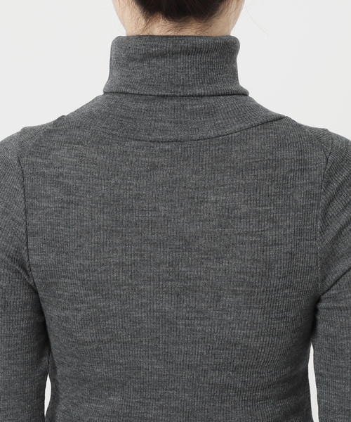 RITA(リタ)の「【RITA】タートルウールリブニット(ニット/セーター・レディース・チャコールグレー/ホワイト/レッド/ブラック・FREE)」の17枚目の写真