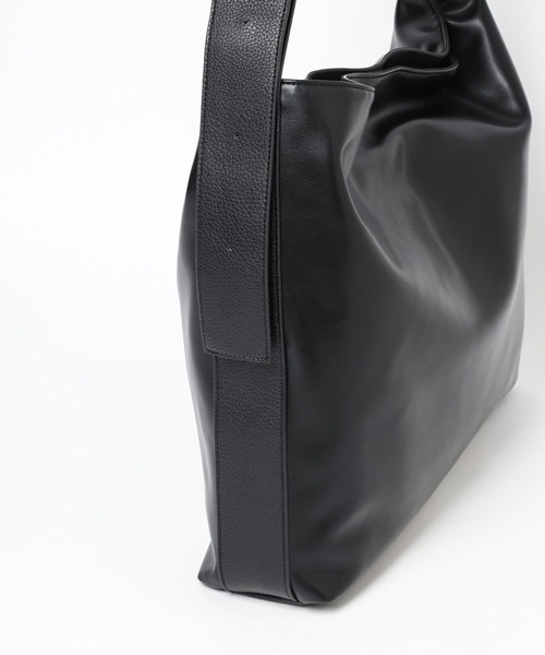 LAKOLE（ラコレ）の「FLミドルショルダーBAG / 996084（ショルダーバッグ・メンズ・ブラック/ライトグレー/ホワイト・FREE）」の19枚目の写真