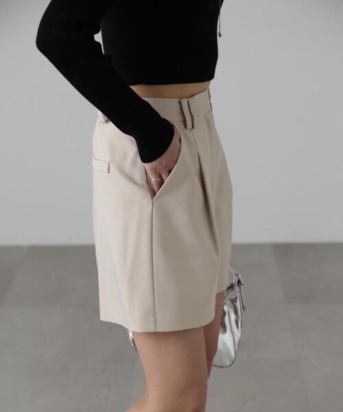 FREE'S MART（フリーズマート）の「ウエストアシメショートパンツ（その他パンツ・レディース・ホワイト/ブラウン/ブラック・MEDIUM/SMALL）」の16枚目の写真