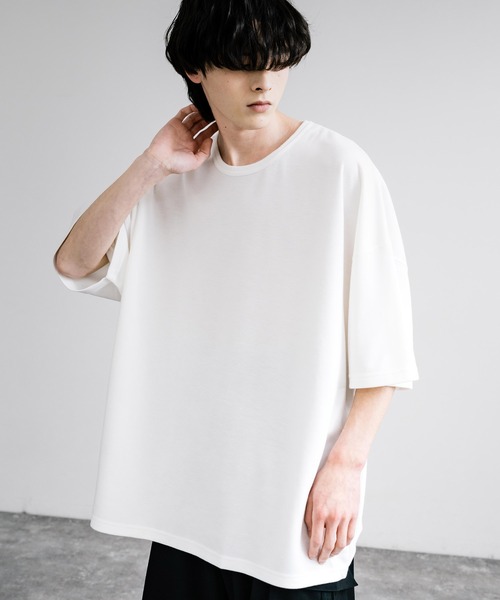 Rocky Monroe(ロッキーモンロー)の「オーバーサイズTRスムスTシャツ(Tシャツ/カットソー・メンズ・ベージュ/チャコール/ネイビー/ブラウン/キャメル/グリーン/ホワイト/ブルーグレー/ブラック/ワイン/グレー・FREE)」の3枚目の写真