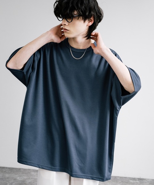 Rocky Monroe(ロッキーモンロー)の「オーバーサイズTRスムスTシャツ(Tシャツ/カットソー・メンズ・ベージュ/チャコール/ネイビー/ブラウン/キャメル/グリーン/ホワイト/ブルーグレー/ブラック/ワイン/グレー・FREE)」の5枚目の写真