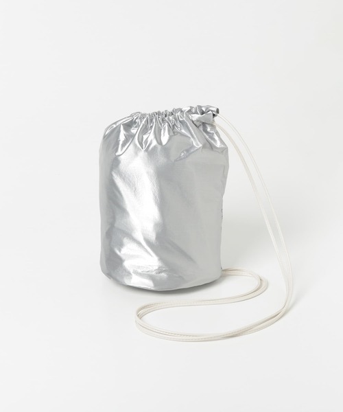 SMELLY（スメリー）の「メタリックワンショルダー（ショルダーバッグ・レディース・アイボリー/シルバー・-）」の10枚目の写真