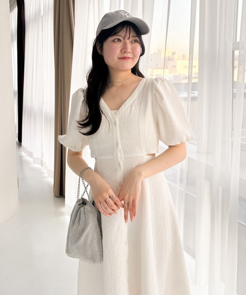 Heather（ヘザー）の「パフスリーブカットアウトワンピース