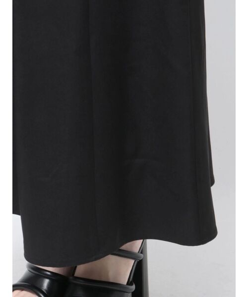 GYDA(ジェイダ)の「BACKリボンmany wayキャミロングワンピース(ワンピース・レディース・ブラック/ベージュ・FREE)」の11枚目の写真