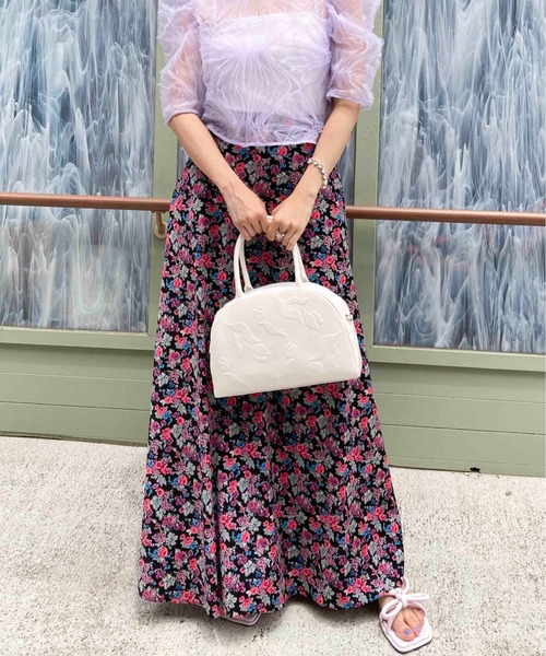 Casselini（キャセリーニ）の「Casselini(キャセリーニ)エンボスボストンバッグ（ハンドバッグ・レディース・ブラック/ホワイト・FREE）」の8枚目の写真