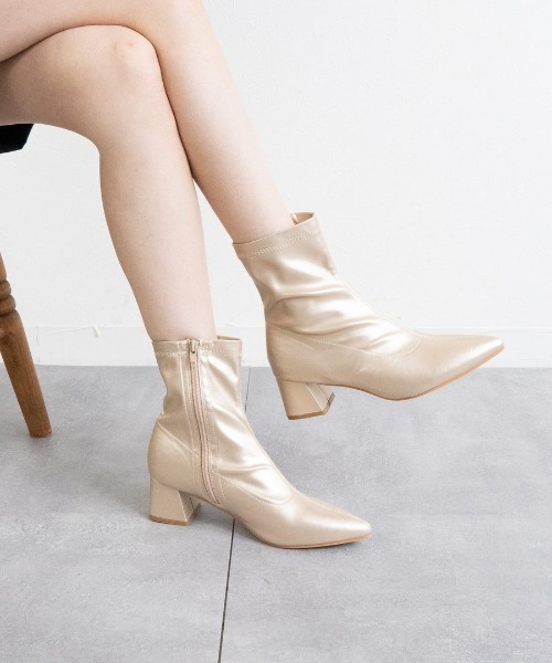 ストレッチポインテッドショートブーツ 