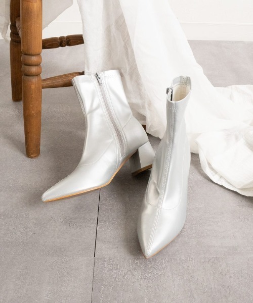 ストレッチポインテッドショートブーツ 
