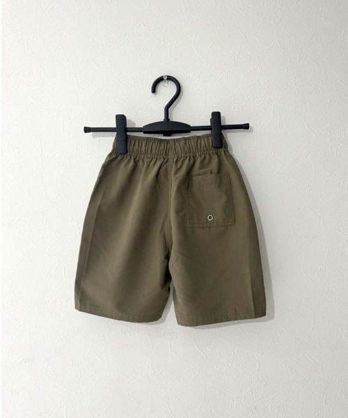 THE CASUAL（カジュアル）の「【水陸両用】 無地 カラー ハーフパンツ（水着・キッズ・ブラック/ダークパープル/ブラック系その他/グレー/カーキ系/グリーン系/ダークネイビー/パープル系その他/オレンジ/イエロー・120cm/130cm/140cm/150cm/160cm/110cm）」の21枚目の写真