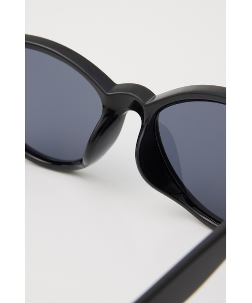 rienda（リエンダ）の「フォックスデザインアイウェア（サングラス・レディース・ブラック・FREE）」の14枚目の写真