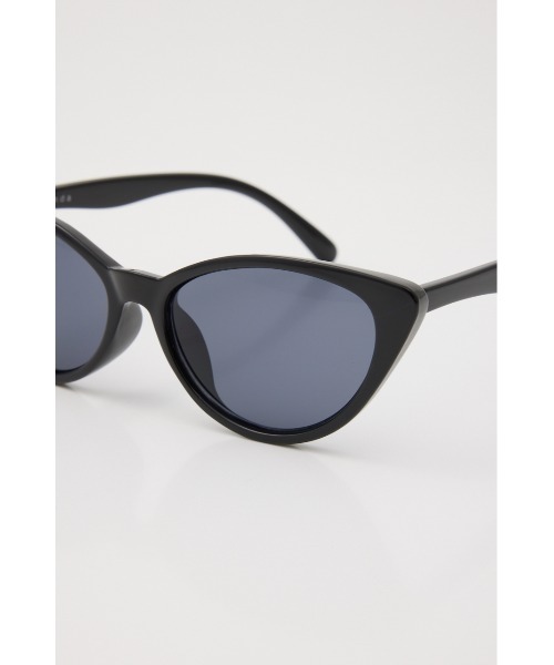 rienda（リエンダ）の「フォックスデザインアイウェア（サングラス・レディース・ブラック・FREE）」の5枚目の写真