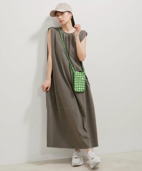 VIS（ビス）の「【洗える】ピグメント加工タックフレアワンピース（ワンピース・レディース・オレンジ系その他/ブラウン系その他/ブルー系その他4・FREE）」の6枚目の写真