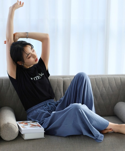itto...(イット)の「【汗染み対策】ワイドパンツ(汗じみ防止加工)(スラックス・レディース・ブルー/グレイッシュベージュ/ブラック・XL/M-L)」の10枚目の写真