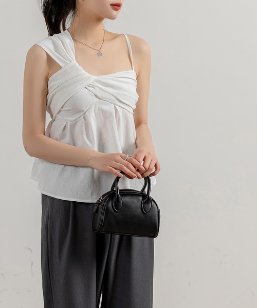 DAY CLOSET(デイ クローゼット)の「【オールシーズン即戦力/シボ加工風/肩紐アシメ/ウエスト切替】ふんわり ボリューム バックシャーリング キャミソール ビスチェ レディース(キャミソール・レディース・ホワイト/ピンク/ブラック/ベージュ・FREE)」の7枚目の写真