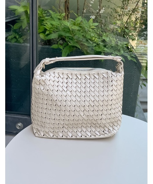 Re:EDIT（リエディ）の「2WAYフェイクレザーメッシュワンハンドルバッグ（ハンドバッグ・レディース・ベージュ/ブラック/アイボリー・FREE）」の2枚目の写真