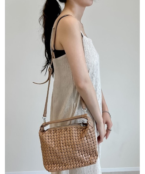 Re:EDIT（リエディ）の「2WAYフェイクレザーメッシュワンハンドルバッグ（ハンドバッグ・レディース・ベージュ/ブラック/アイボリー・FREE）」の18枚目の写真