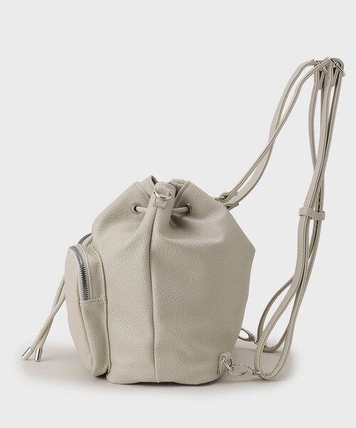 OPAQUE.CLIP（オペークドットクリップ）の「◆【マルチWAY】フロントダブルポケット巾着ショルダーバッグ（ショルダーバッグ・レディース・アイボリー/ブラック・00）」の17枚目の写真