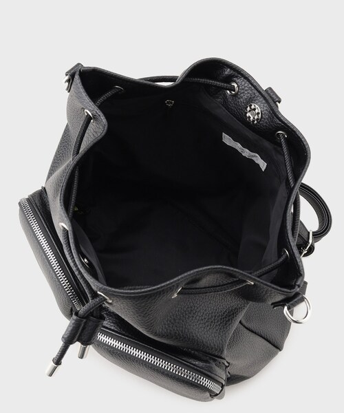 OPAQUE.CLIP（オペークドットクリップ）の「◆【マルチWAY】フロントダブルポケット巾着ショルダーバッグ（ショルダーバッグ・レディース・アイボリー/ブラック・00）」の6枚目の写真