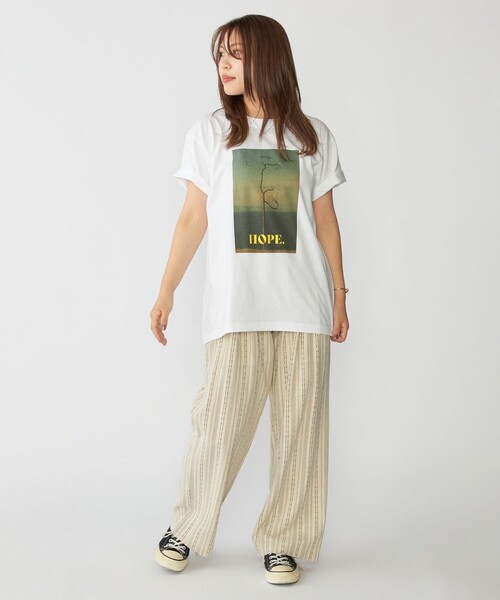 SHIPS(シップス)の「BENCH MARKING SHIRT: フラワー フォト プリント Tシャツ(Tシャツ/カットソー・メンズ・ライトブルー/ライトグリーン/ピンク/イエロー・SMALL/MEDIUM/LARGE/X-LARGE)」の16枚目の写真