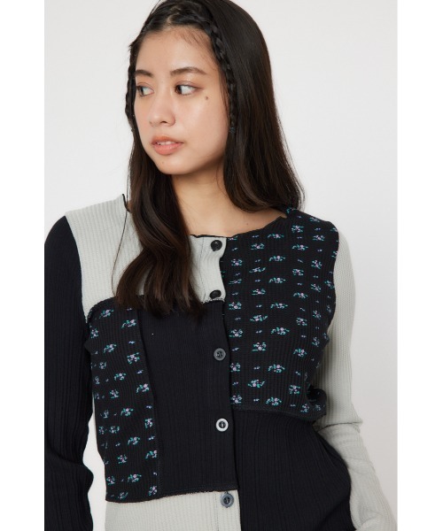 RODEO CROWNS WIDE BOWL（ロデオクラウンズワイドボウル）の「パッチワーク2WAYリブトップス（カーディガン/ボレロ・レディース・ブラック系その他/レッド系その他・FREE）」の2枚目の写真