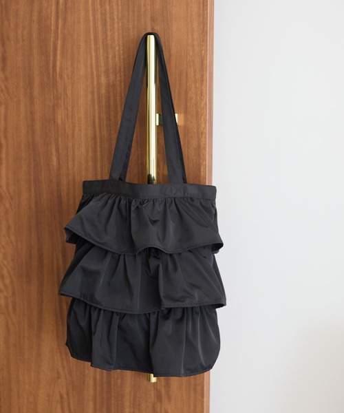 AMERICAN HOLIC(アメリカンホリック)の「ティアードフリルBAG(トートバッグ・レディース・ブラック・FREE)」の1枚目の写真