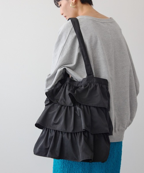 AMERICAN HOLIC(アメリカンホリック)の「ティアードフリルBAG(トートバッグ・レディース・ブラック・FREE)」の5枚目の写真