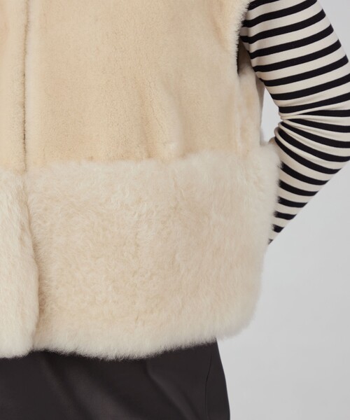 美品⭐︎トゥモローランドＢ　ベスト TOMORROWLAND .B（トゥモローランドビー）の「スーリーアルパカ V