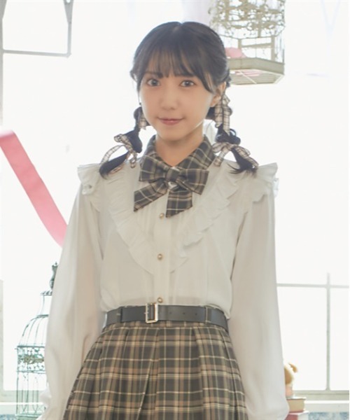 axes femme POETIQUE（アクシーズファムポエティック）の「リボン付配色襟デザインブラウス（シャツ/ブラウス・レディース・グレー/ホワイト/キナリ・MEDIUM）」の4枚目の写真