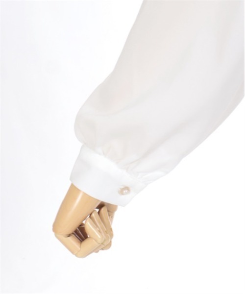 axes femme POETIQUE（アクシーズファムポエティック）の「リボン付配色襟デザインブラウス（シャツ/ブラウス・レディース・グレー/ホワイト/キナリ・MEDIUM）」の15枚目の写真