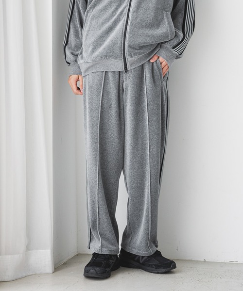 LOWRYS FARM（ローリーズファーム）の「ベロアトラックジャージ 966570