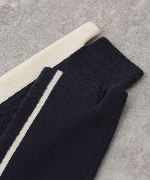STERNBERG（スタンバーグ）の「メリノウールバイカラーニットアーム