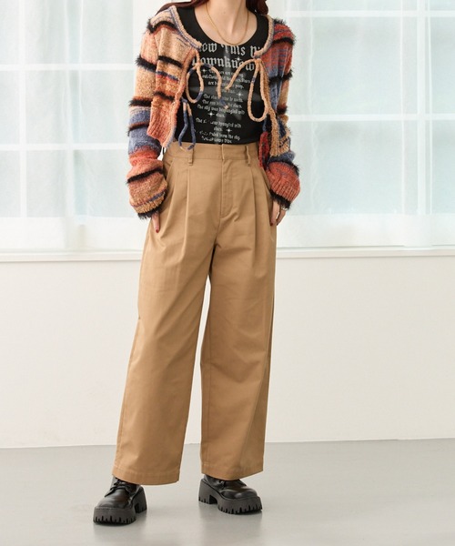 【セール】2タック入りゆったりストレートチノパンツ（チノパンツ）｜DIAVEL（ディアベル）