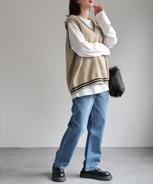 CREARE -LINO-（クレアーレリノ）の「＜ユニセックス＞刺繍入り Vネックスクールベスト/ニット（ベスト・レディース・グレー/ネイビー/ベージュ/ブラック・FREE）」の8枚目の写真